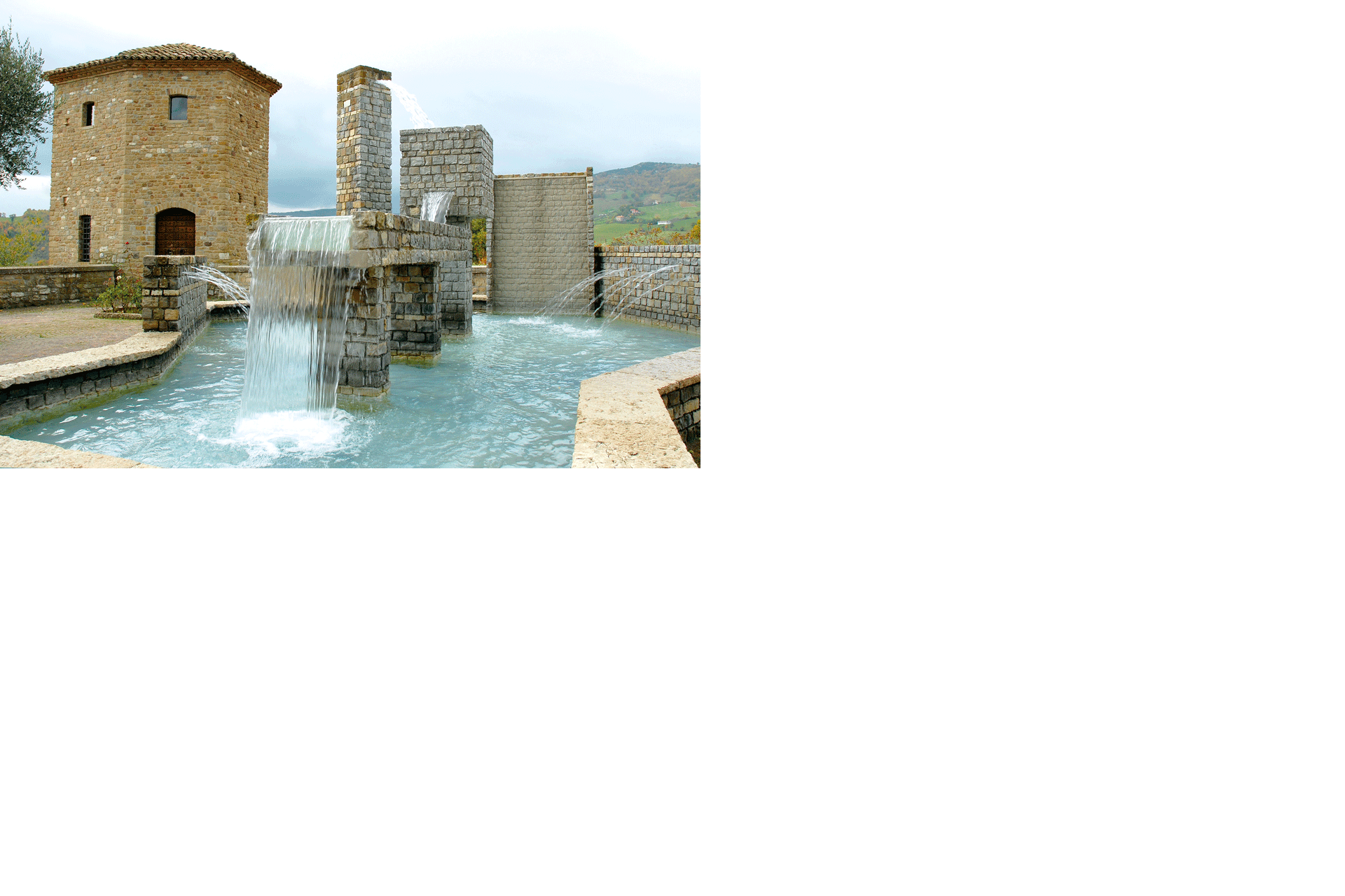 Protagonista di Frontino: la fontana di Franco Assetto, noto artista | © Comune di Frontino